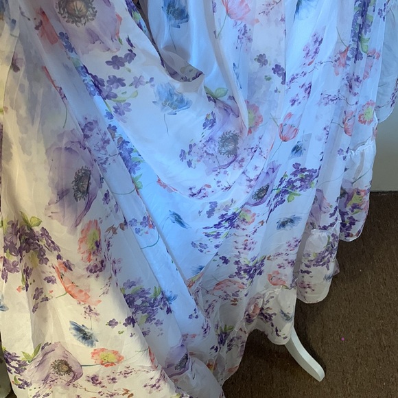 MAC DUGGAL
One Shoulder Asymmetrical High Low Gown - Picture 9 of 16